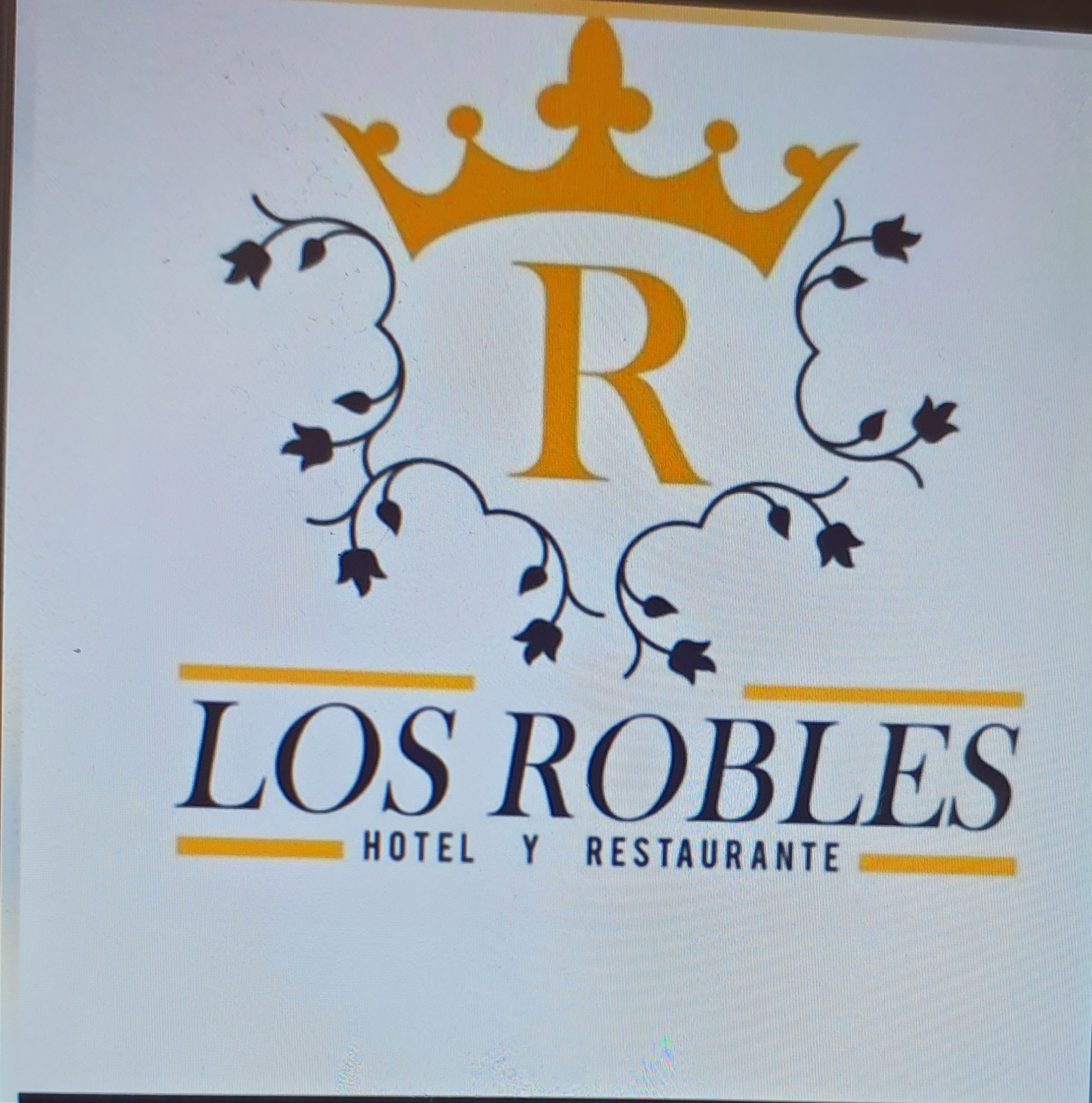 LOS ROBLES