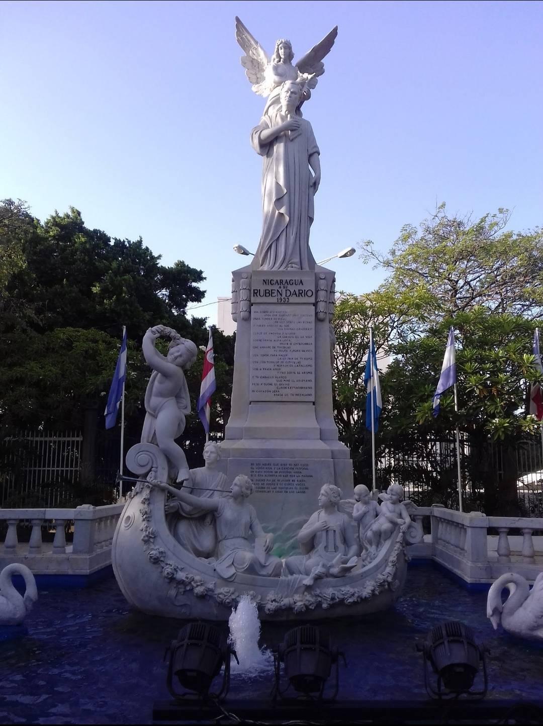 Monumento a Rubén Darío