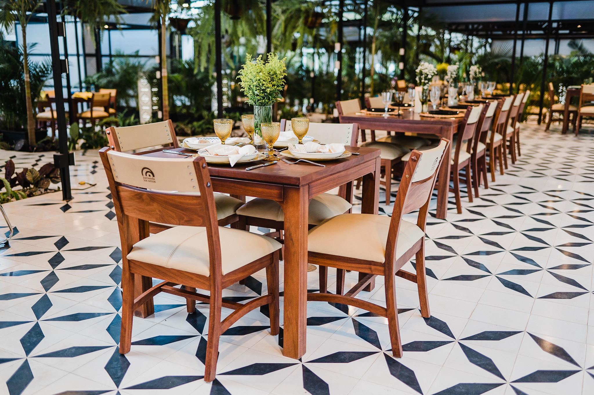 HACIENDA LOS ARCOS FOOD Y BEVERAGE
