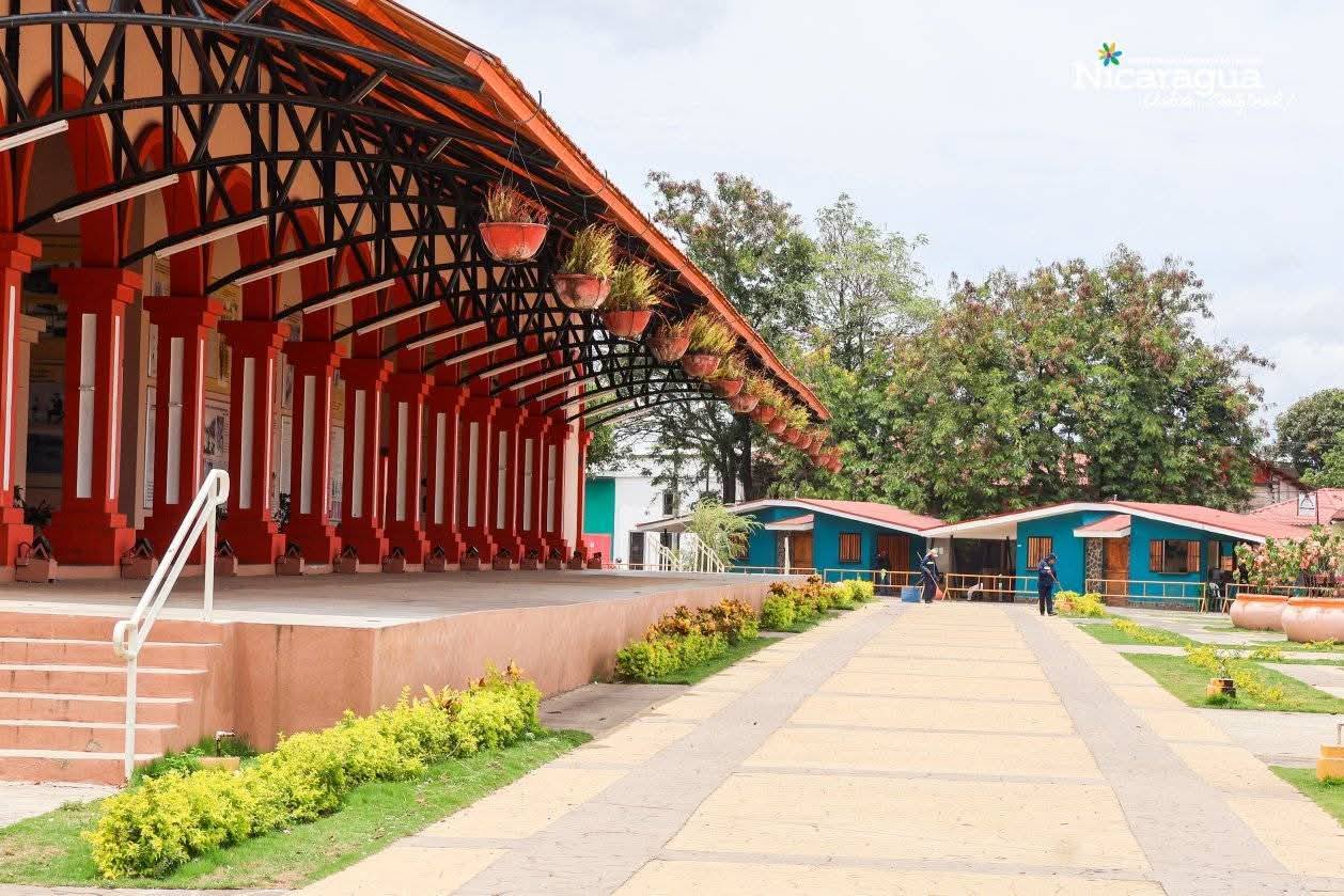 Plaza de la Cultura - Antigua Estación del Ferrocarril
