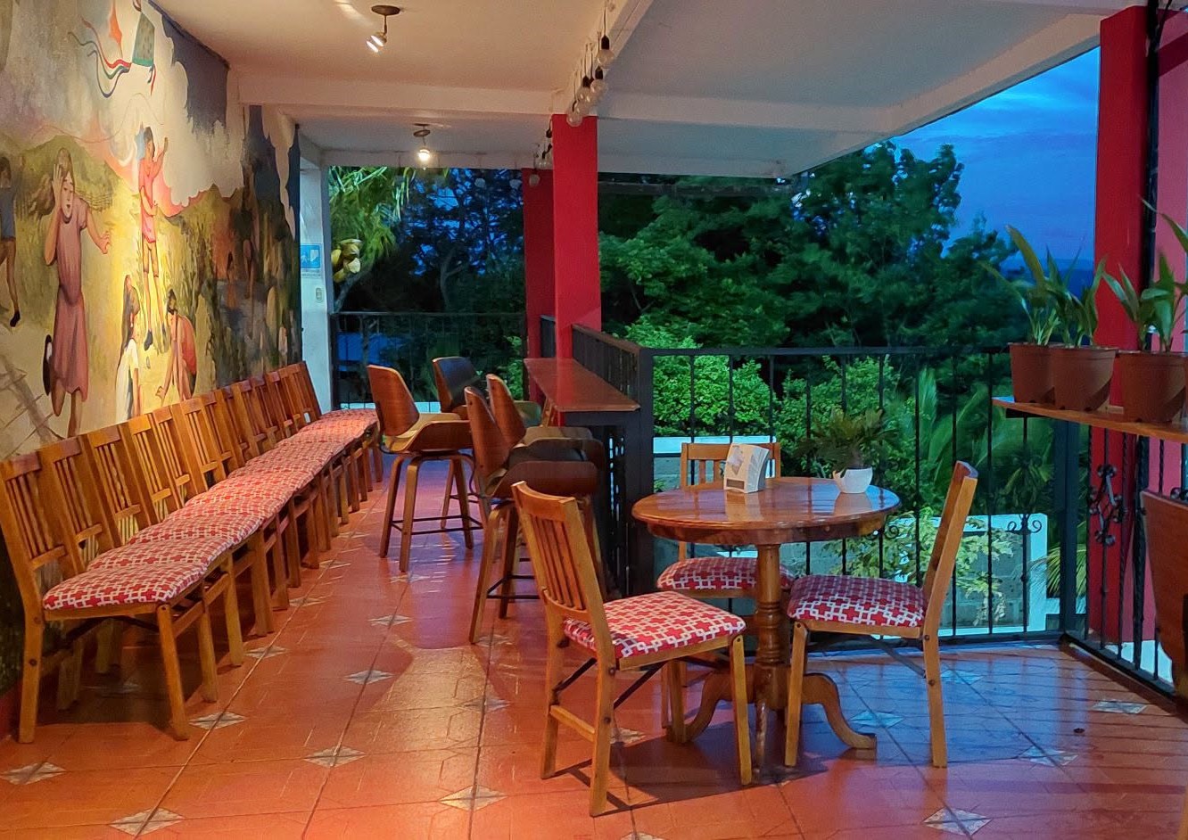 AMERICAN RESTAURANTE Y CAFE