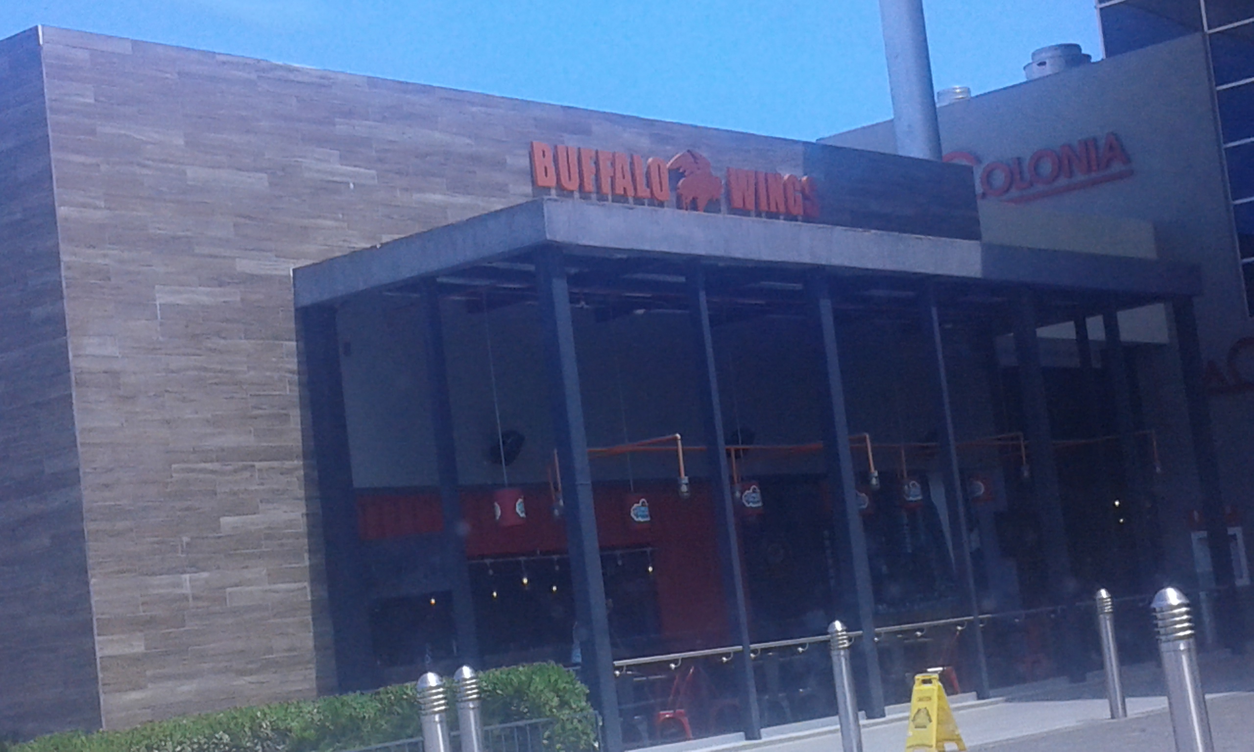 BUFFALO WINGS METROCENTRO