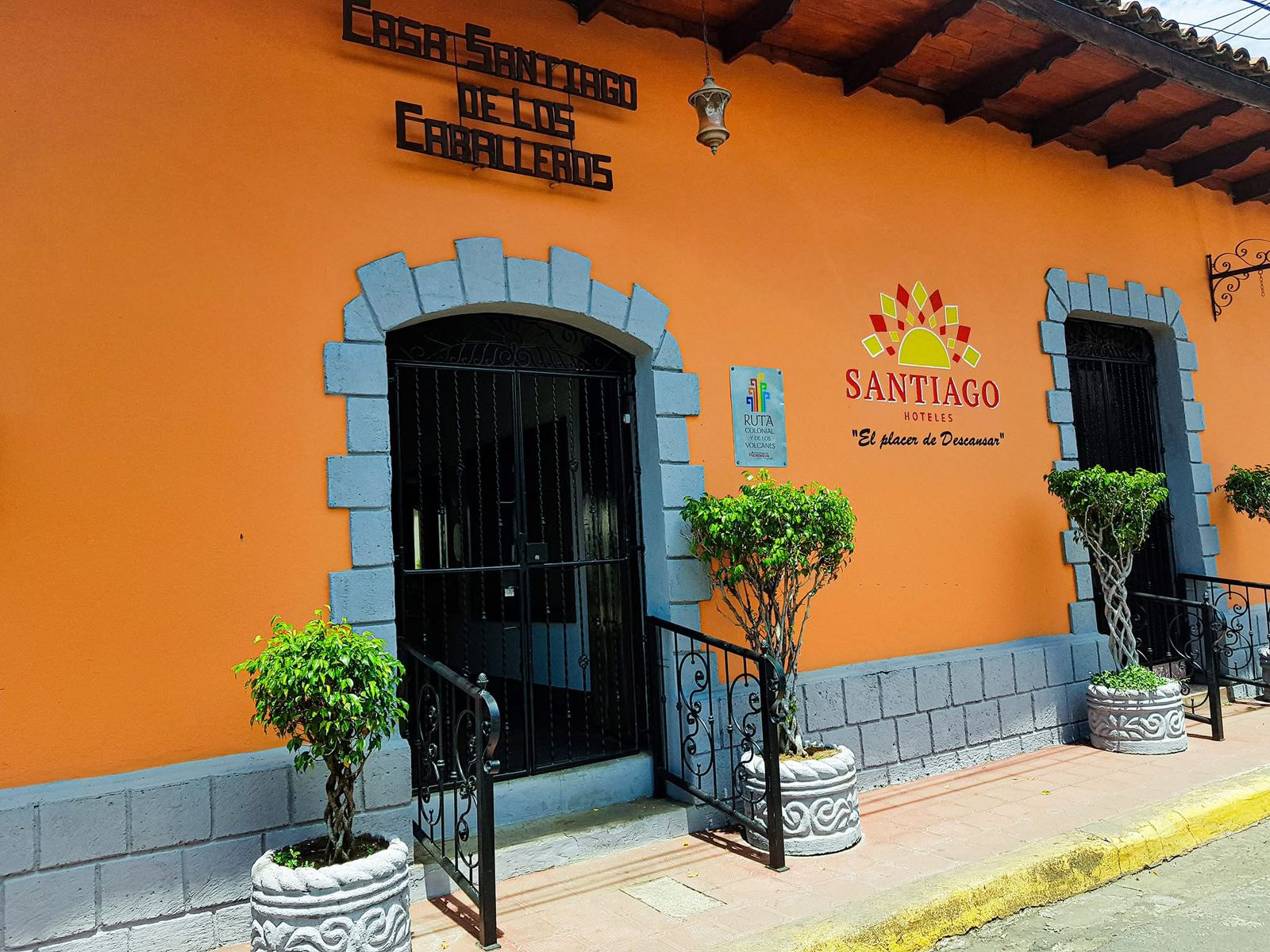 CASA SANTIAGO DE LOS CABALLEROS