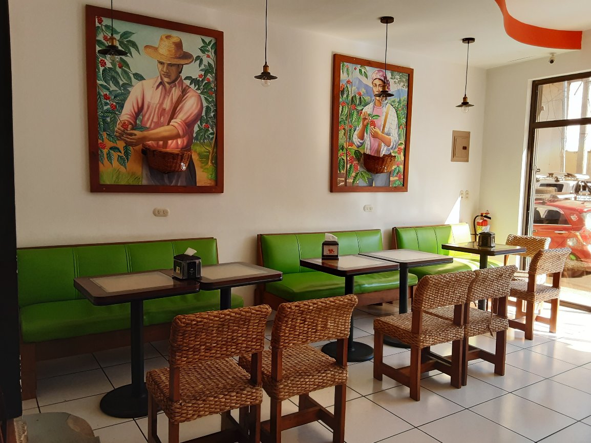 COFFEE SHOP LIBELULA