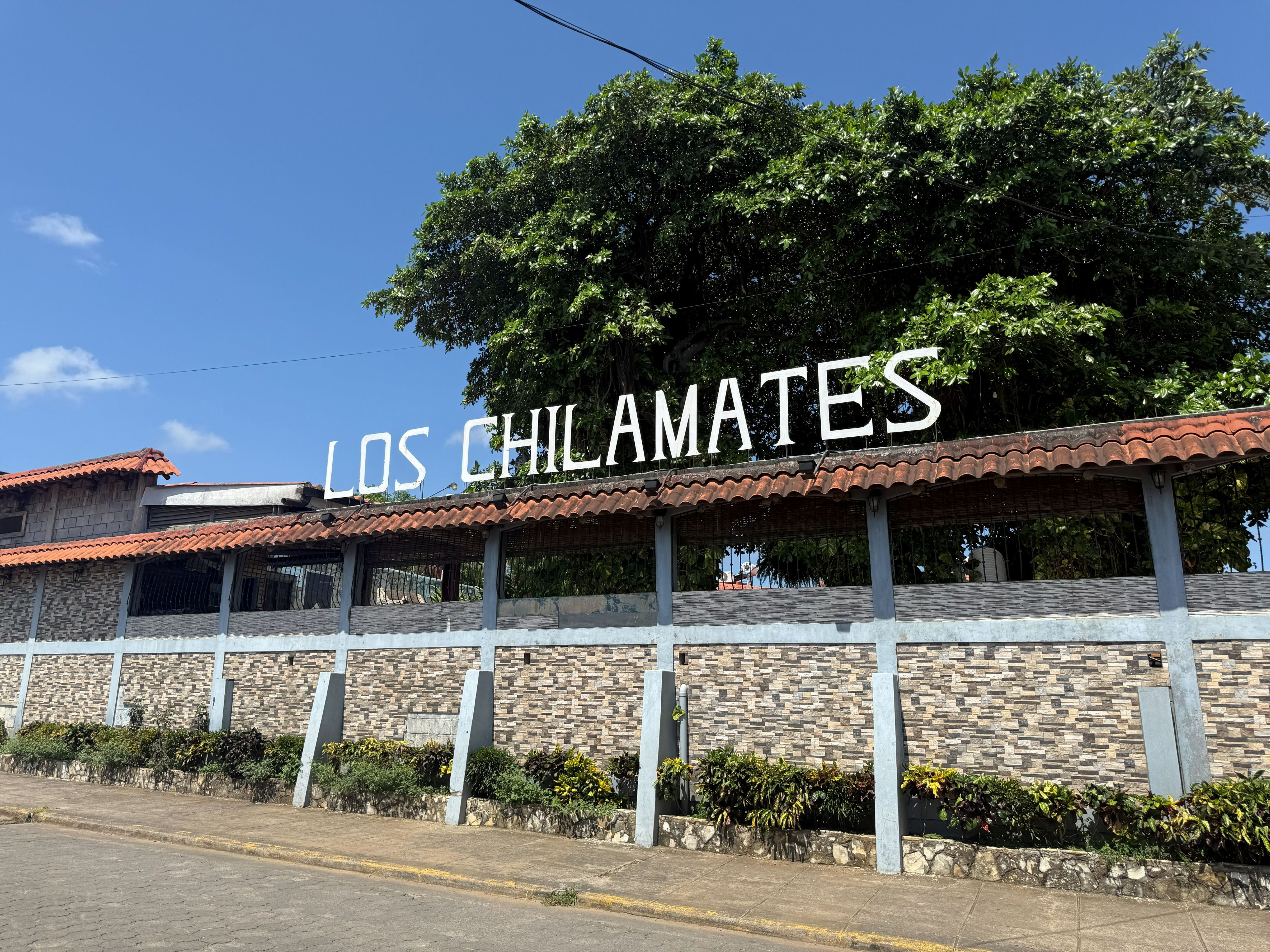 LOS CHILAMATES