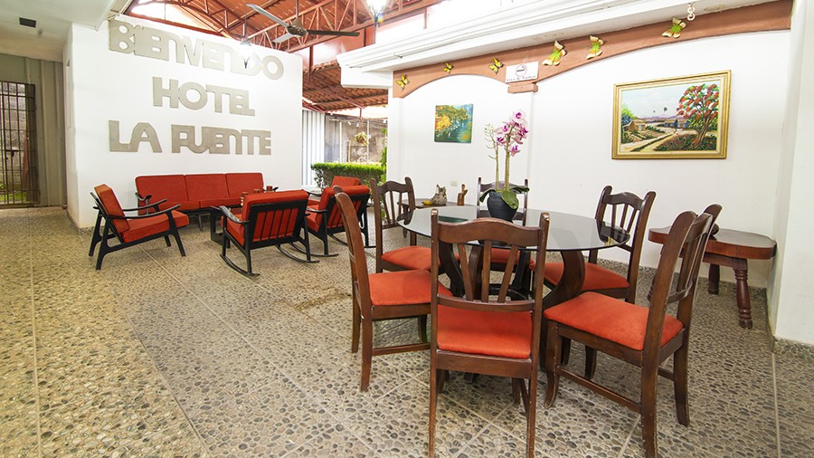 LA FUENTE