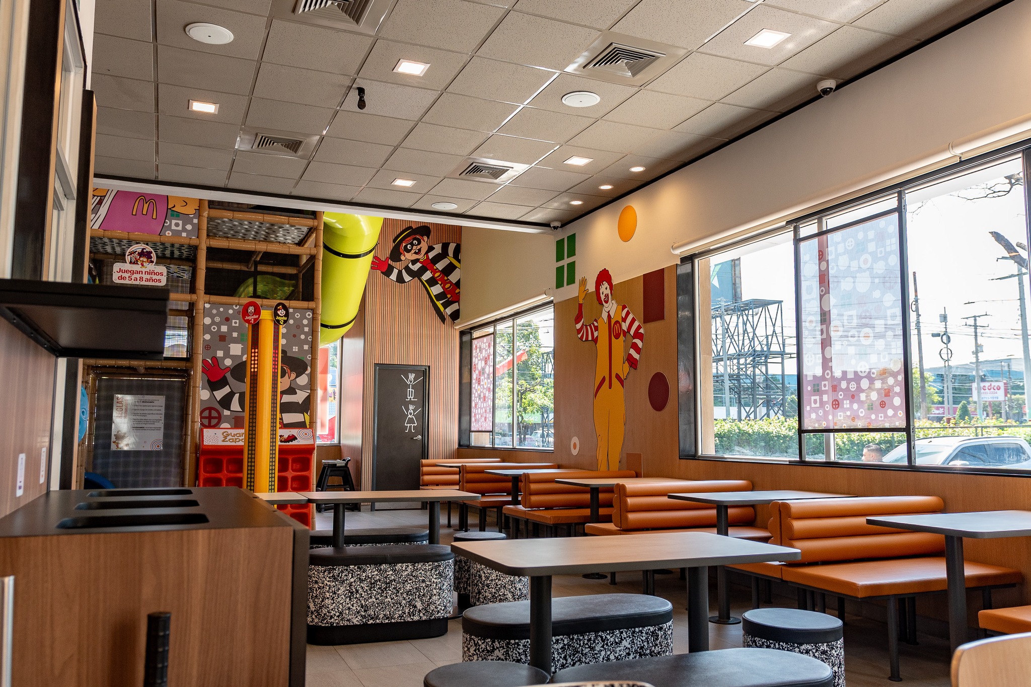 MC DONALD´S PLAZA ESPAÑA