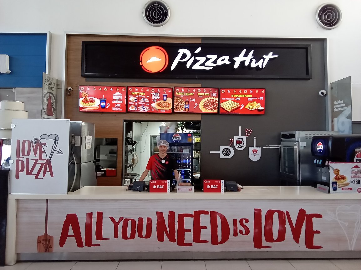 PIZZA HUT METROCENTRO