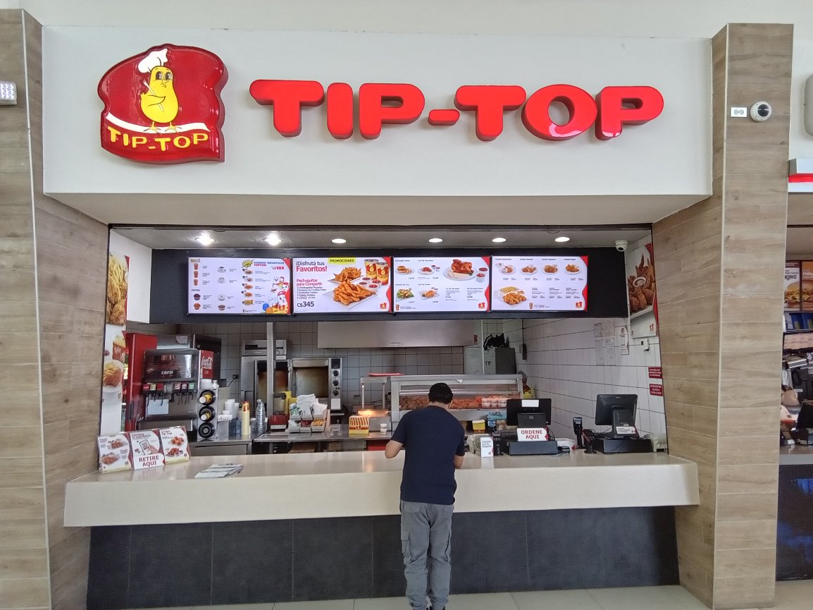 TIP TOP GALERIAS SANTO DOMINGO
