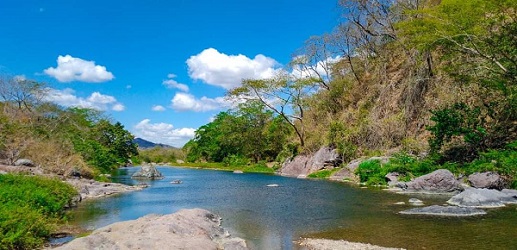 Balneario Poza Zapotillo, Rio Grande