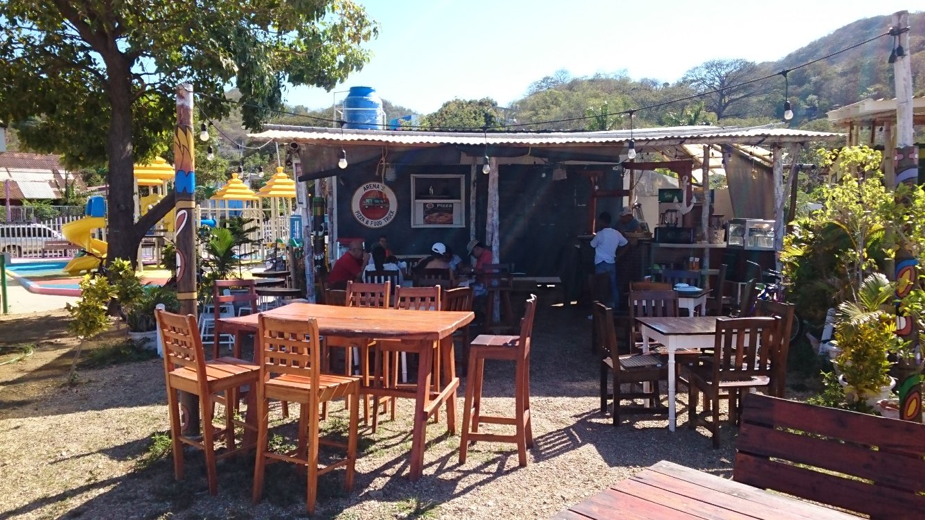 ARENAS  PIZZERIA TRUCK