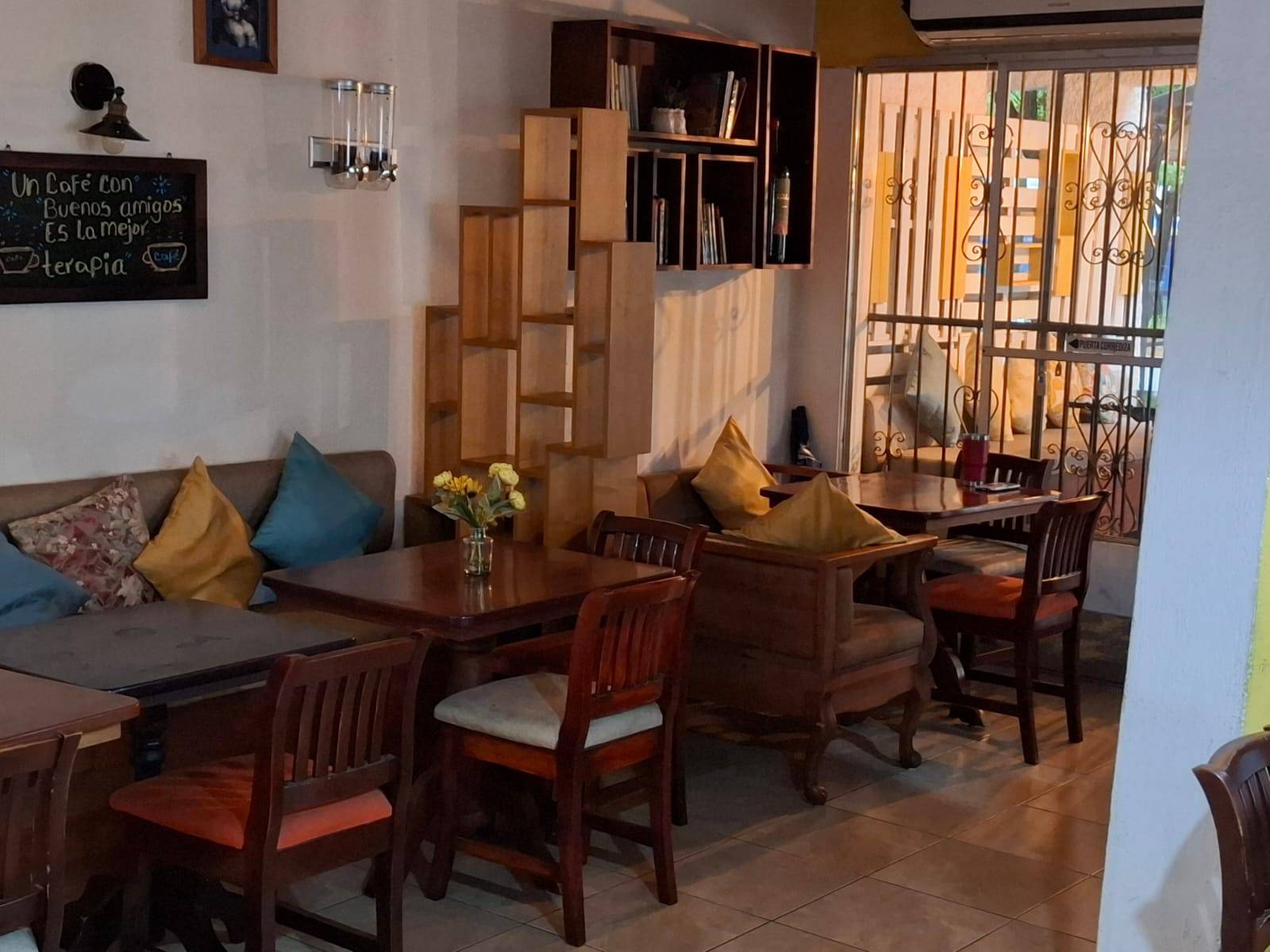 WILLIAM’S BISTRO