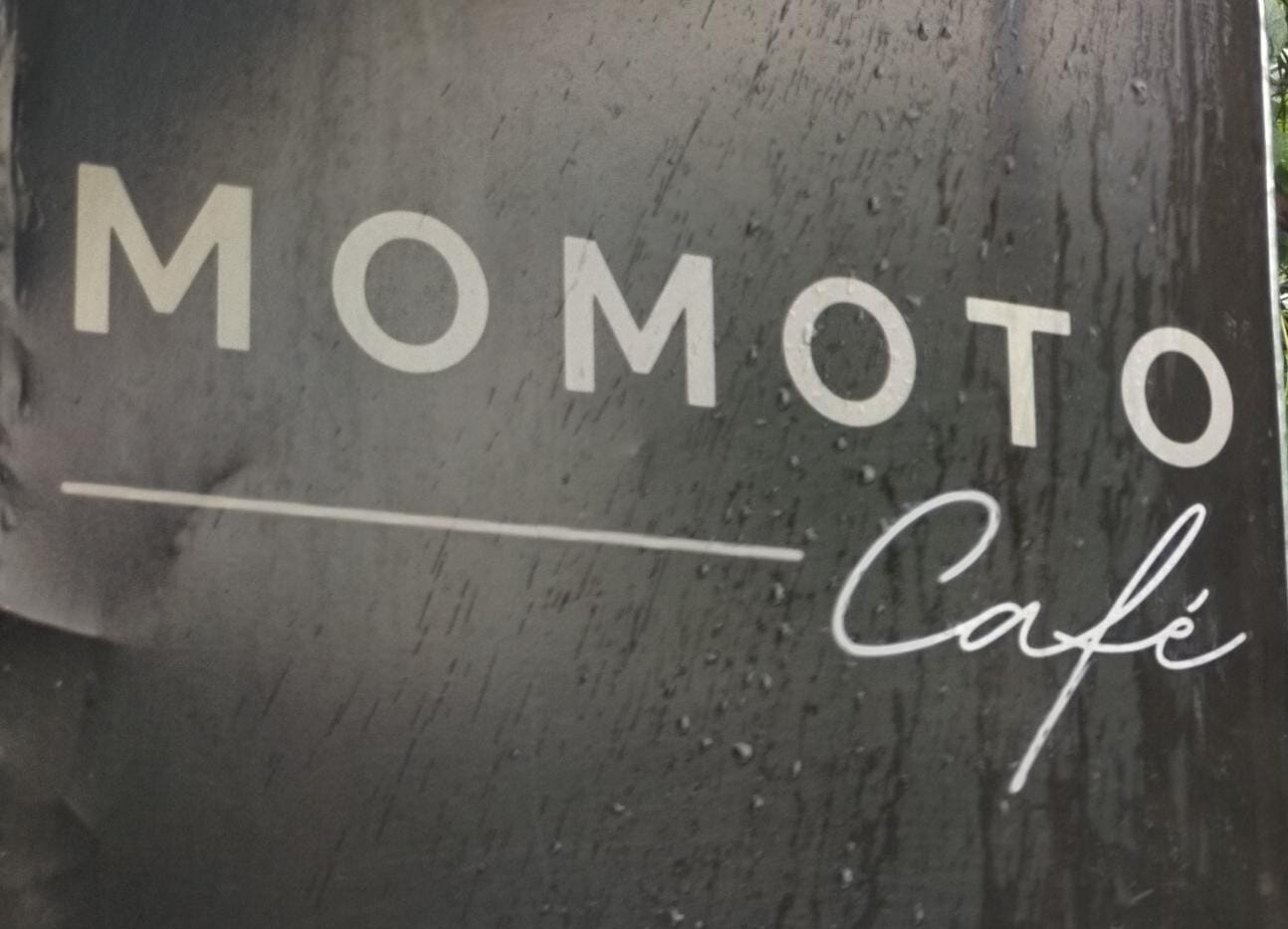 MOMOTO CAFÉ