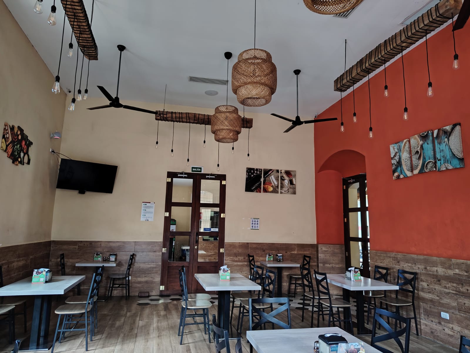VALENTI’S PIZZA