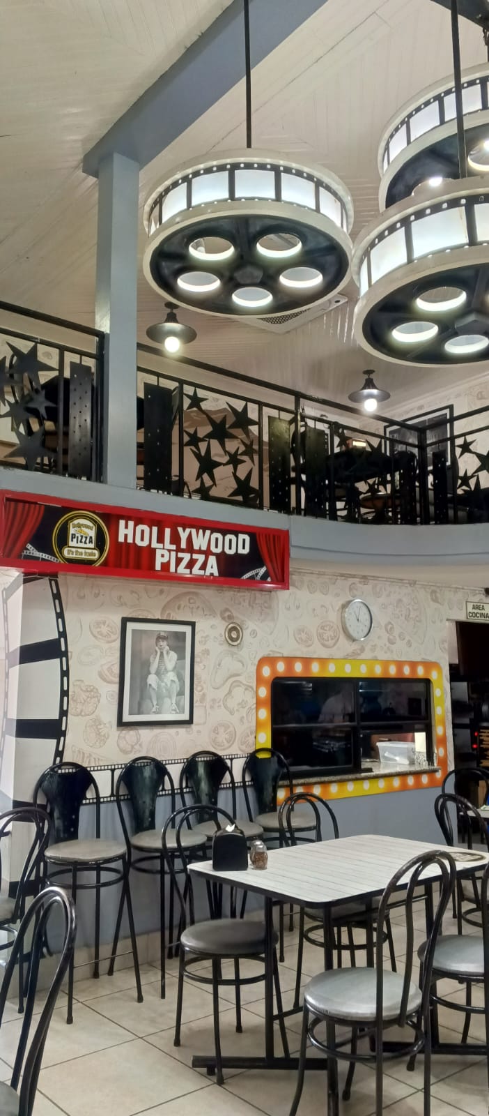HOLLYWOOD PIZZA #1
