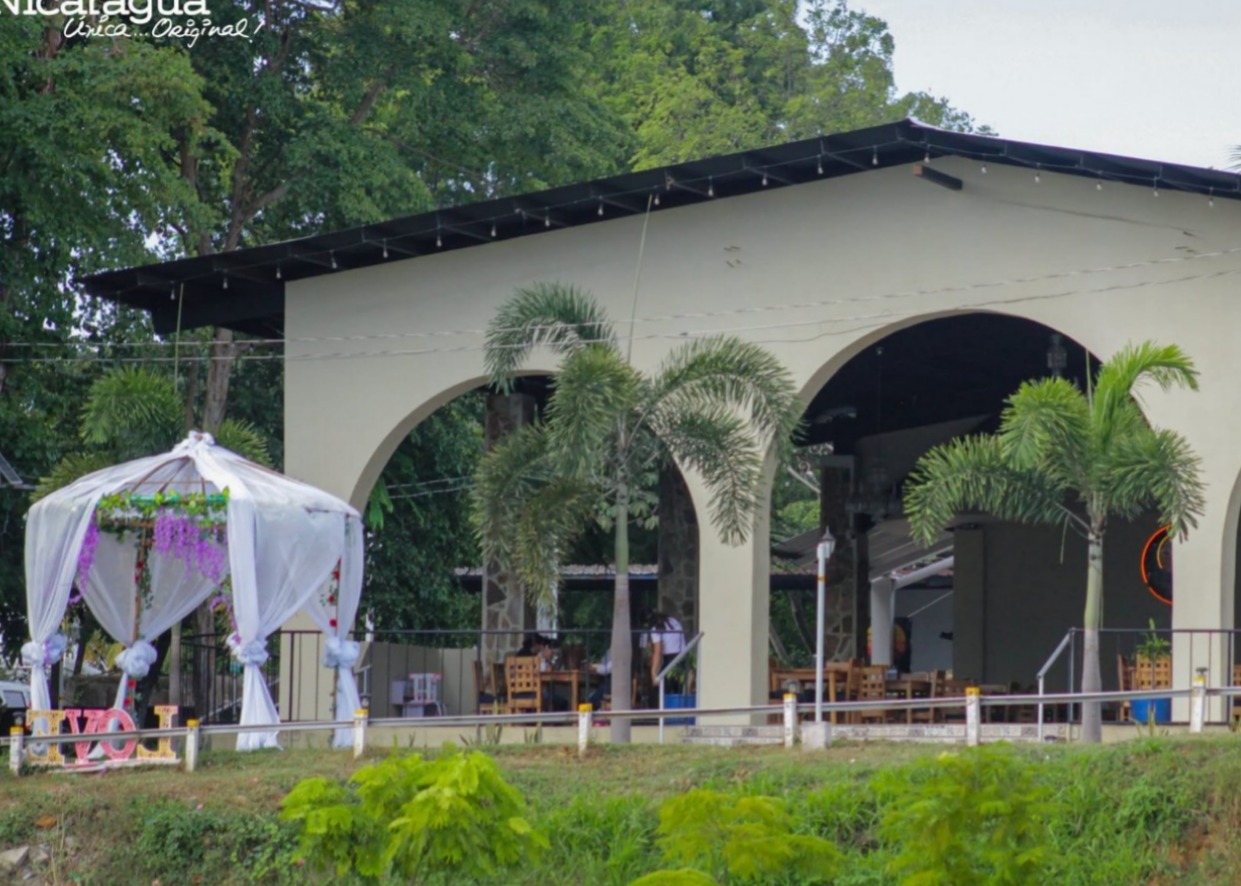 SUNSET PLACE