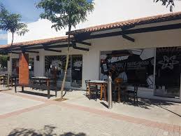 ATOMIC PIZZA MULTICENTRO LAS BRISAS