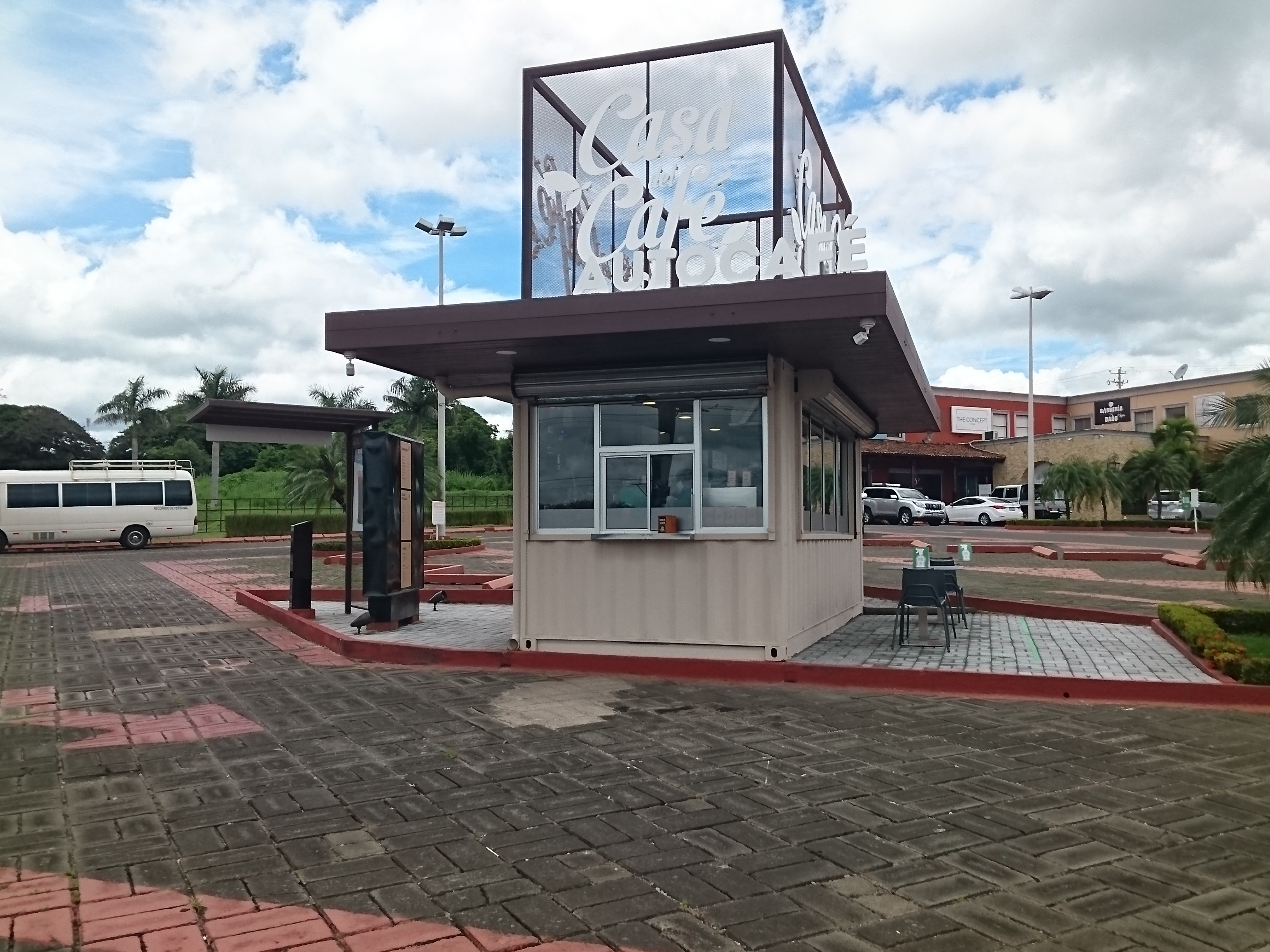 CASA DEL CAFE PLAZA FAMILIAR