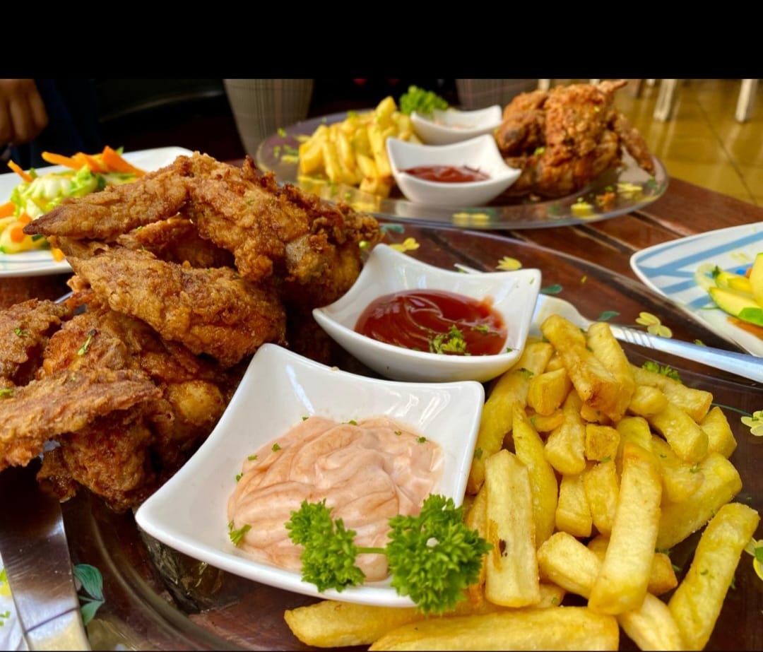 GRANADA’ S  GRILL