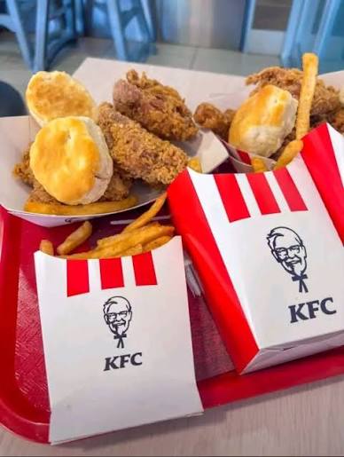 KFC MULTICENTRO LAS AMERICAS