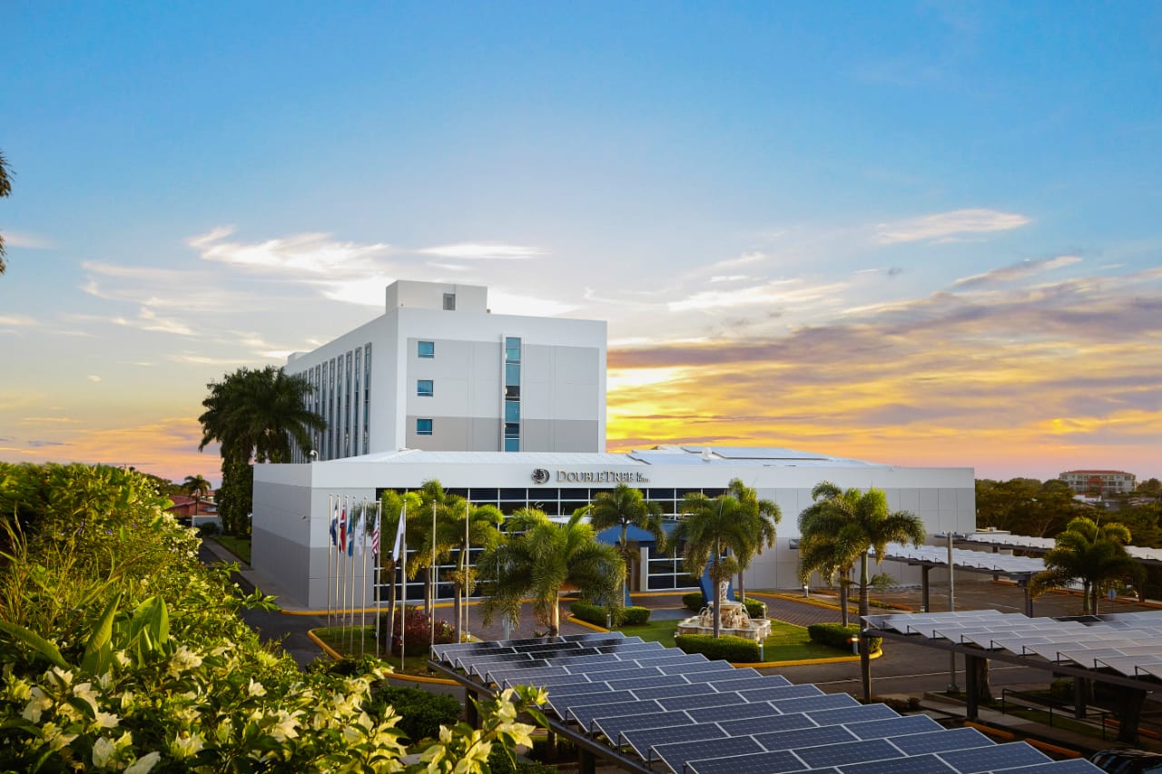 DOUBLE TREE BY HILTON MANAGUA .