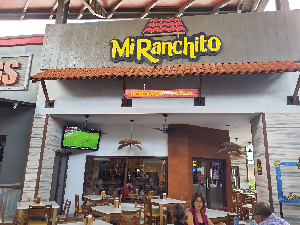 MI RANCHITO ZONA VIVA GALERIAS