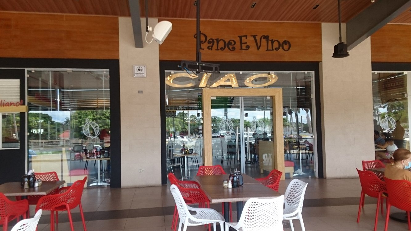 PANE E VINO PLAZA 11