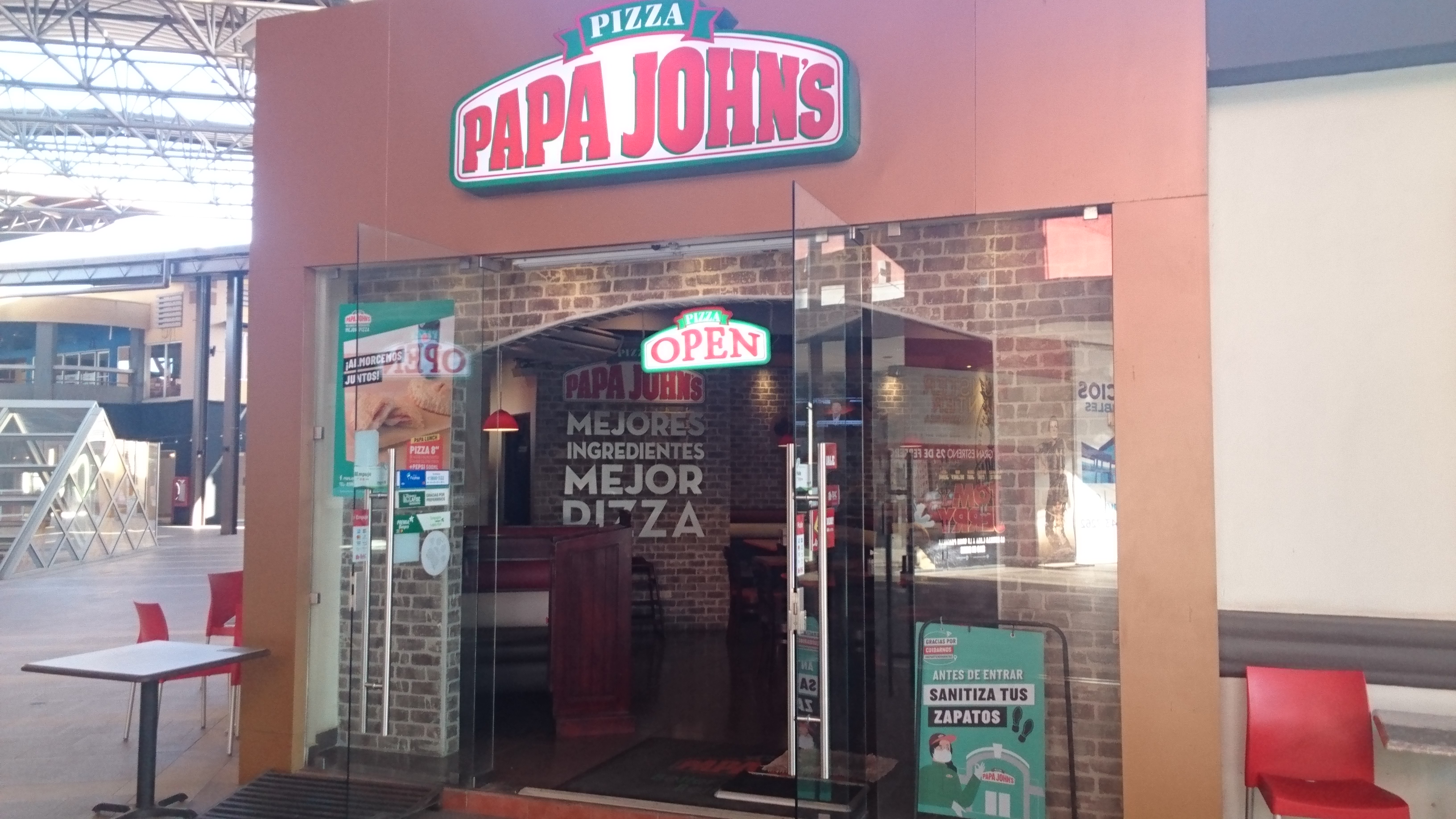 PAPA JOHN'S GALERIA