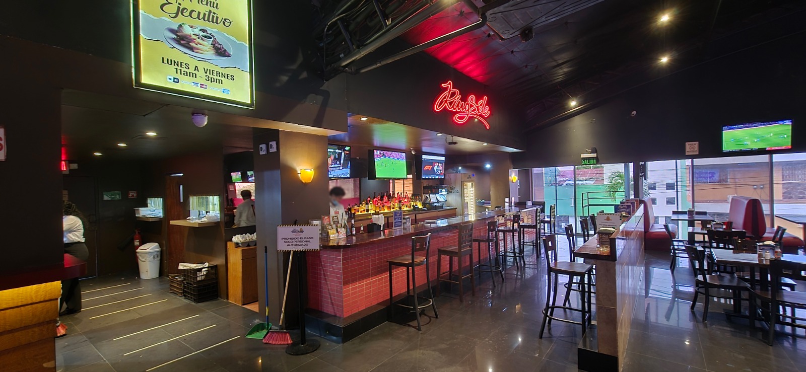 RING SIDE RESTAURANTE & SPORT BAR AVENIDA BOLIVAR