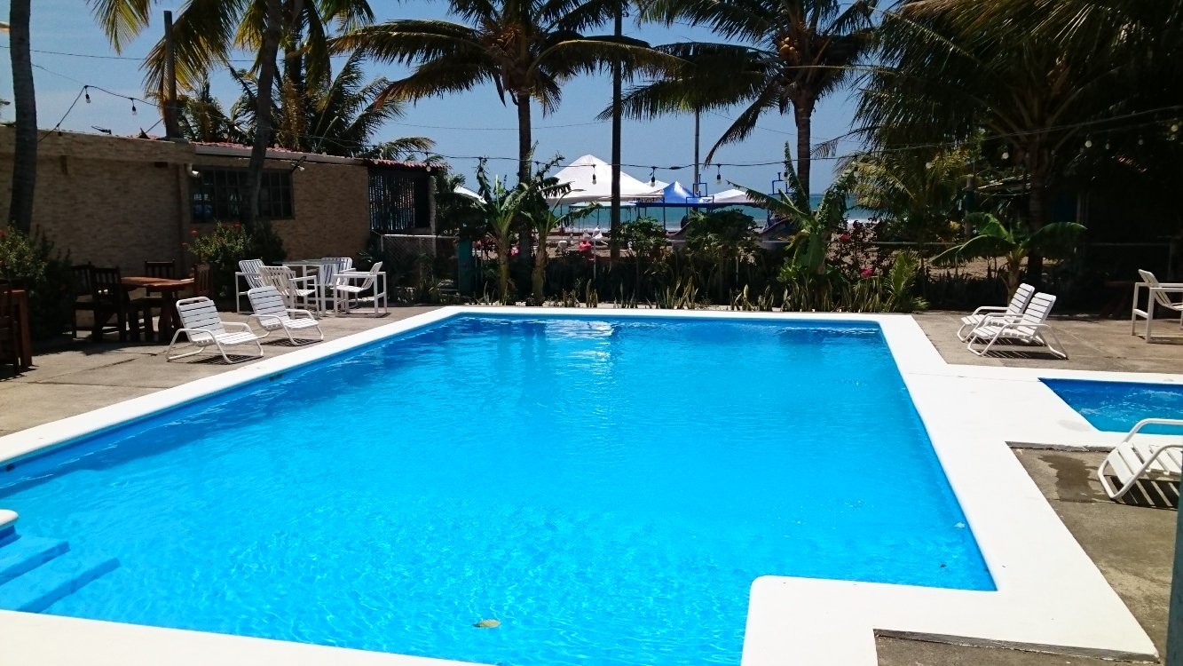 LA SIRENA DE ROCA MAR