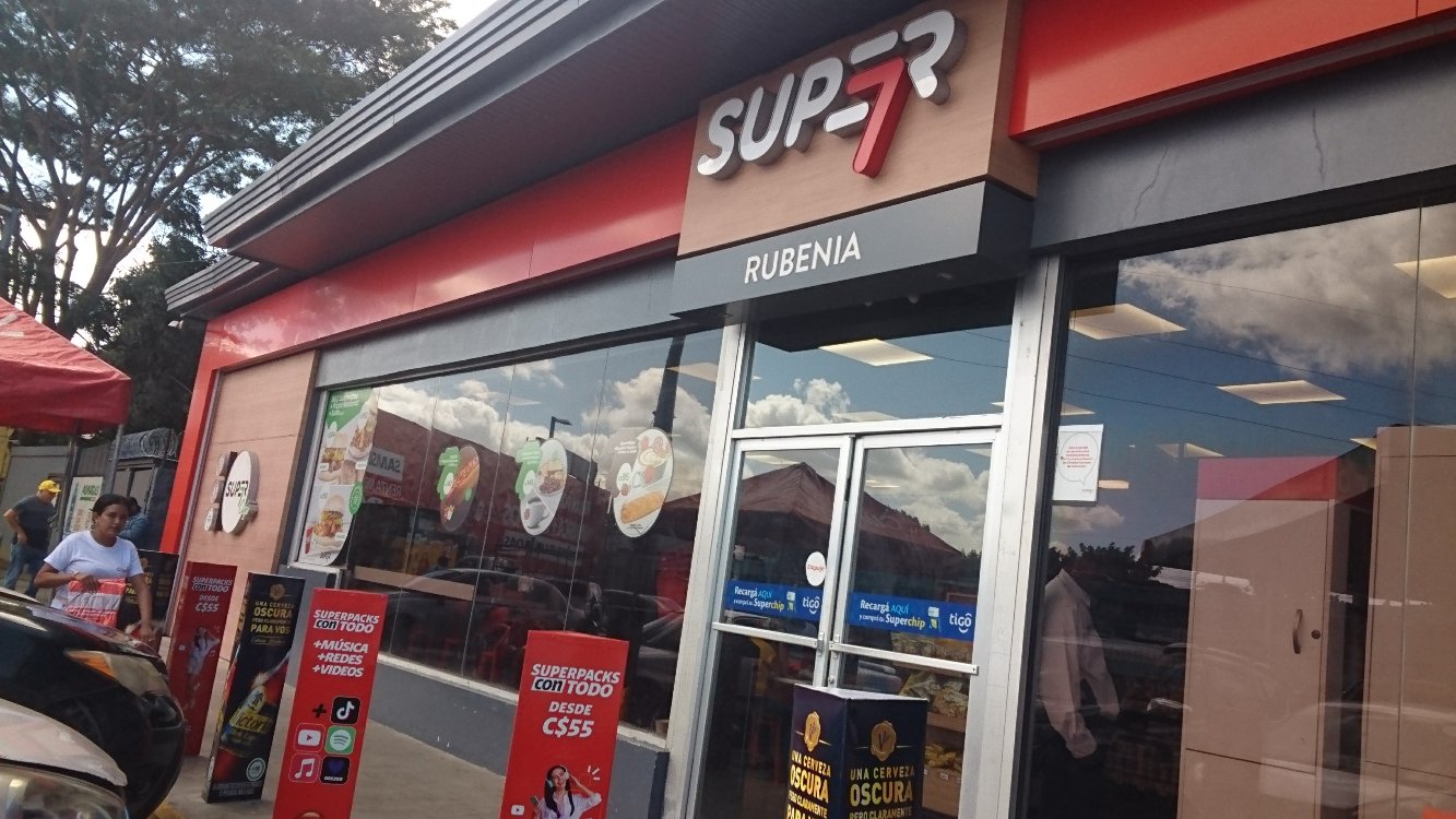 SUPER 7 RUBENIA